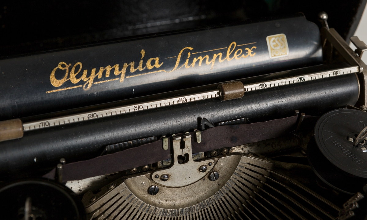 Skrivemaskin, Olympia Simplex
