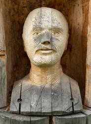 Byste – en skulptur som avbilder en persons hode, hals og sk