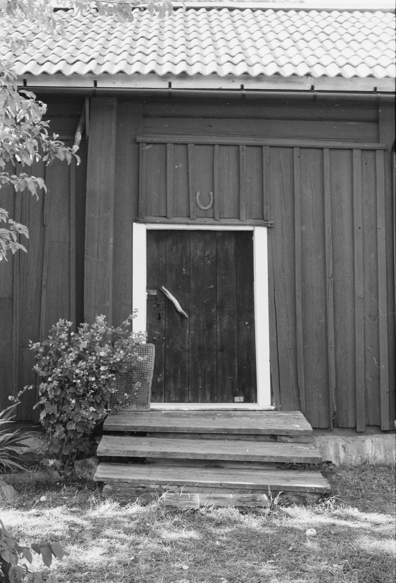Bostadshus, Fiby S:1, Vänge socken, Uppland 1984