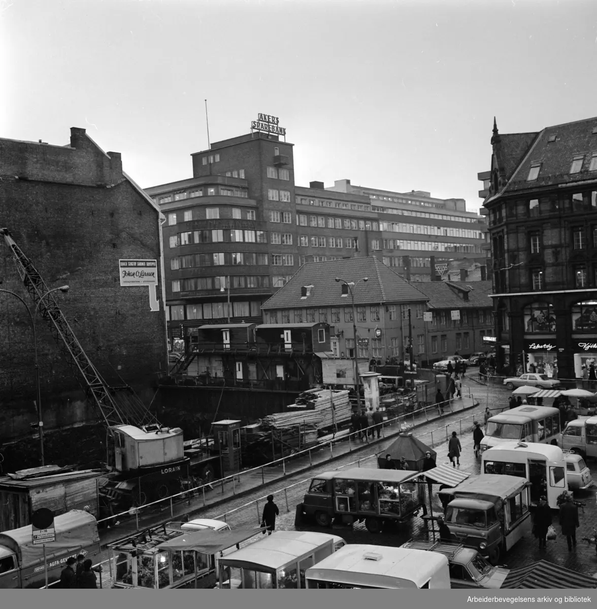 Grunnarbeider på Stortorget. November 1968