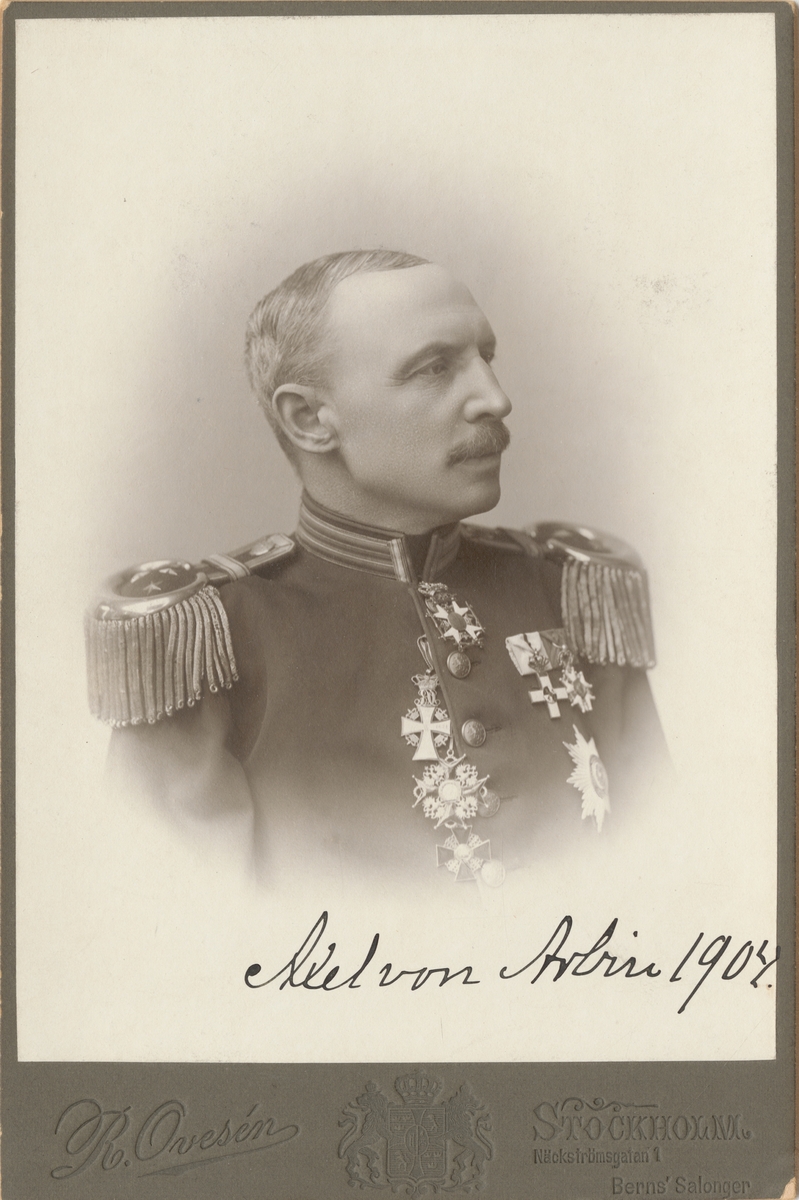 Porträtt av Axel Otto Fredrik von Arbin, överste och chef vid Södermanlands regemente I 10.