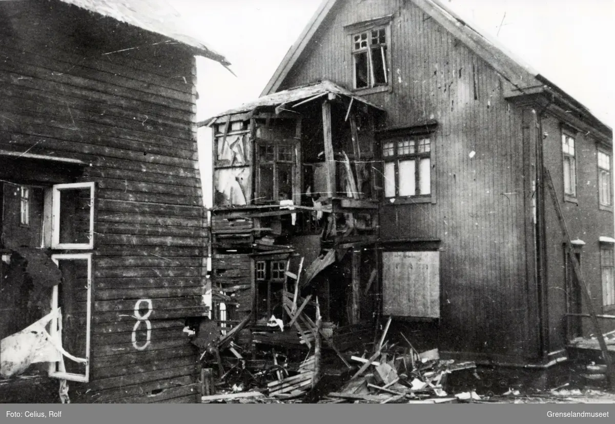 Henry Aarnes sin bolig bombeskadet under et bombeangrep 17.10.1941. Nylanderbakken.
