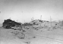 Sydvarangers verksted i Bjørnevatn vinteren 1944/45.