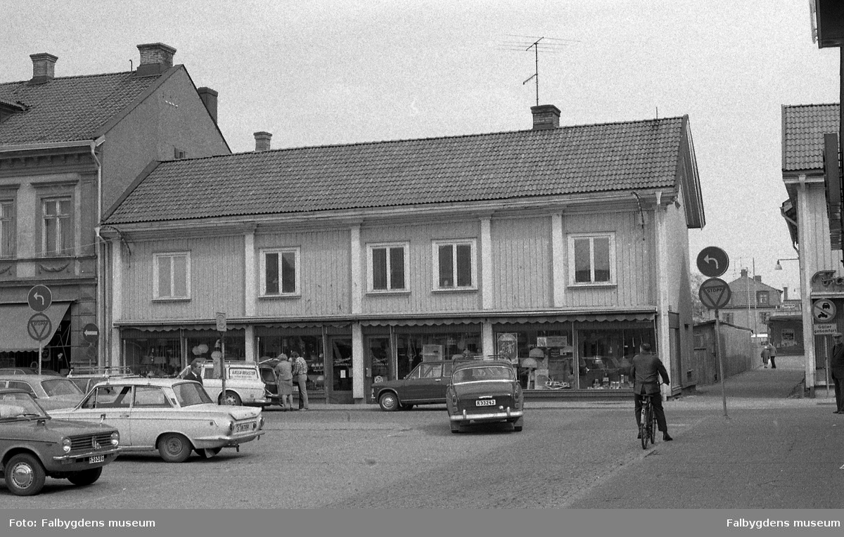 Byggnadsinventering 1972. Boktryckaren 4 från Stora torget.