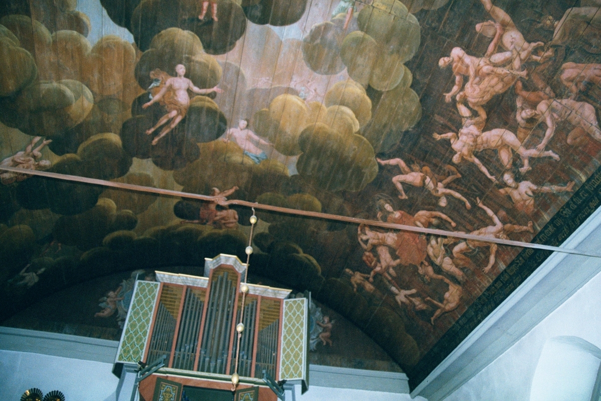 Helvetesskildring i taket på Borgsviks kyrka utförda av Michael Carowsky 1745.