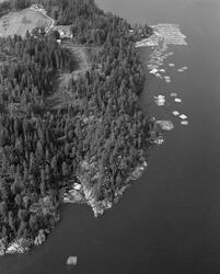 Flyfotografi fra den søndre delen av innsjøen Øyeren ved Sle