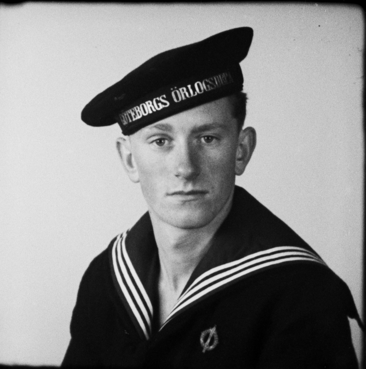 Man i sjömansuniform, Östhammar, Uppland, 1936