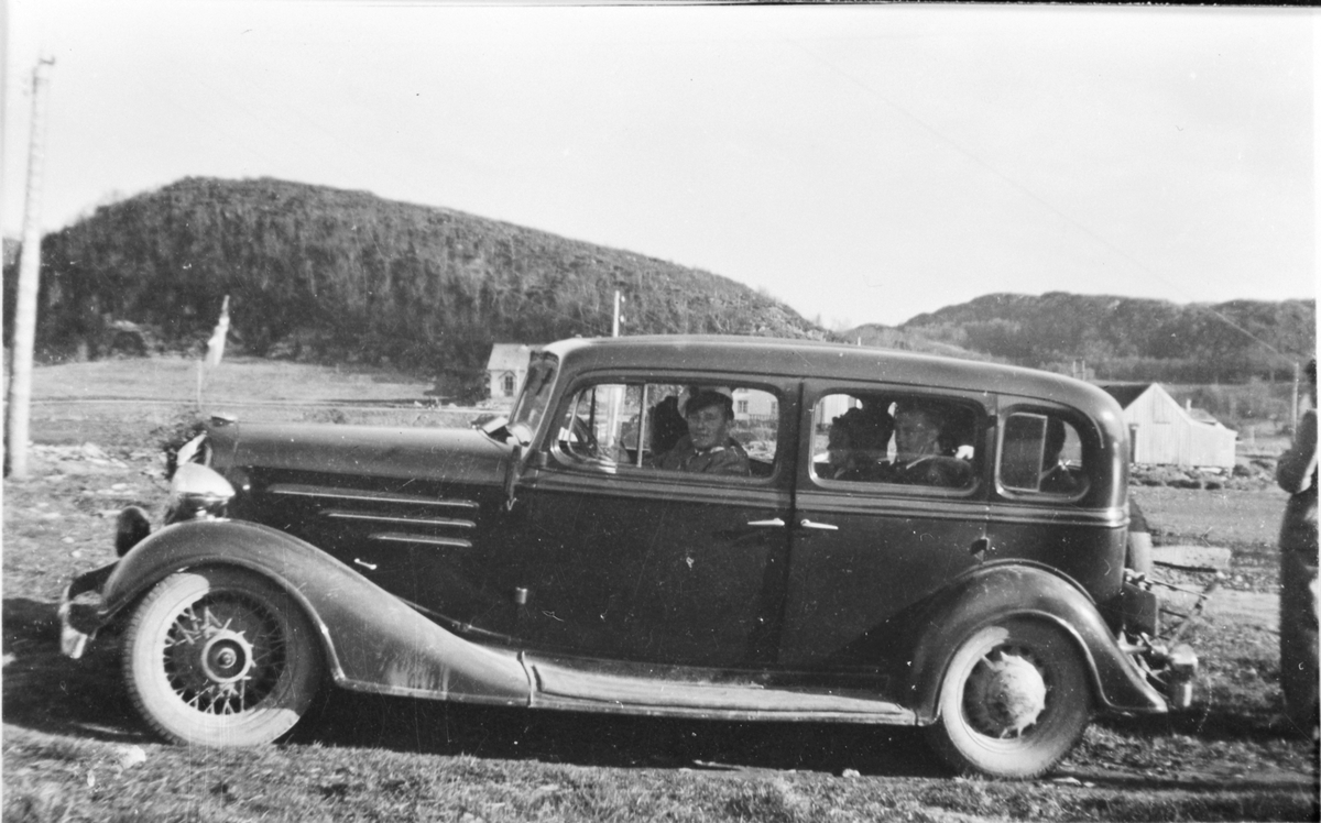 Drosjebilen til Einar Harøy, Oksvoll