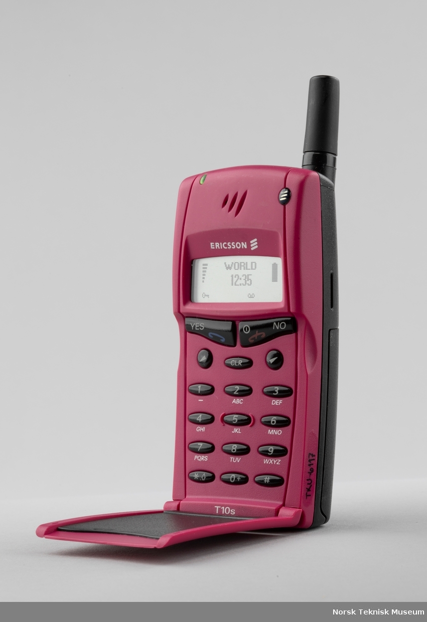 Rosa Ericsson mobiltelefon