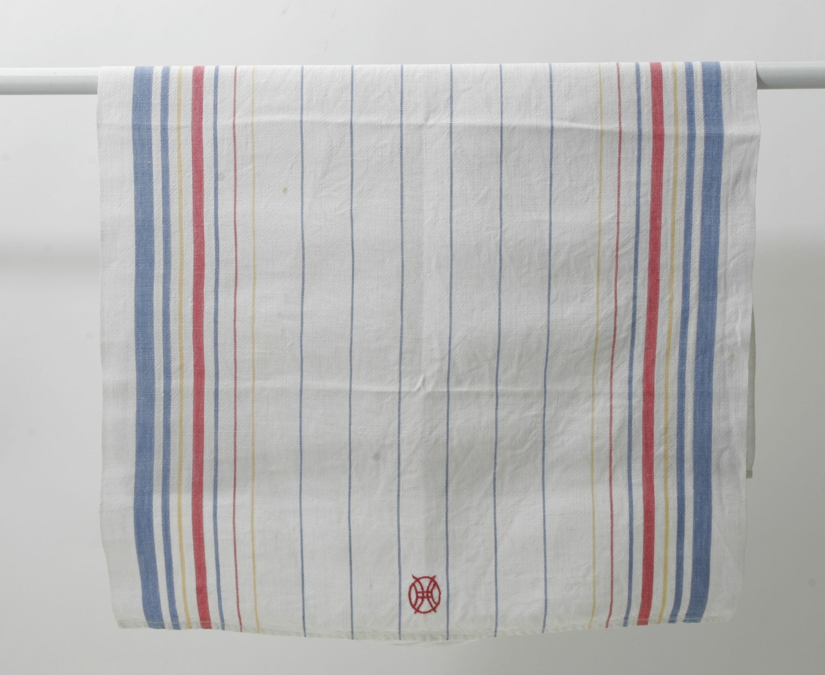 Kjøkkenhåndkle med brodert monogram for Harstad husmorlag 