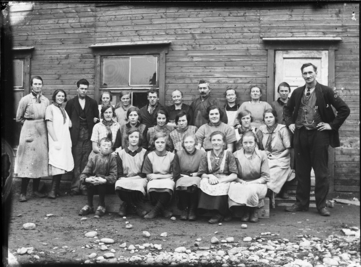 Arbeiderne ved Canningen i Lysøysund