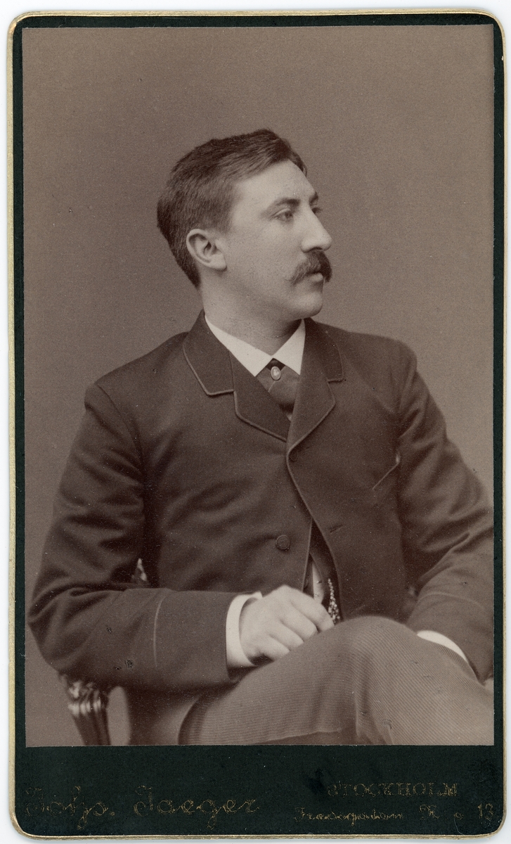 Kabinettsfotografi - medicine kandidat Ivan Bystedt, Stockholm 1885