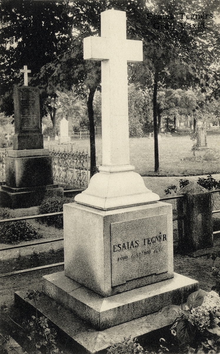 Esaias Tegnérs gravvård på Tegnérkyrkogården, Växjö, ca 1900.