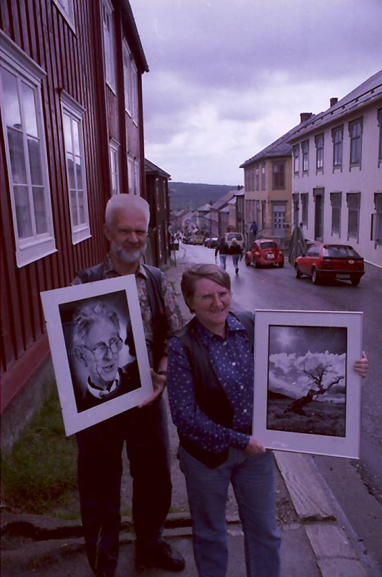 Fotografene Signe Drevsjø og Jens Hagen stiller ut på Røros. 
