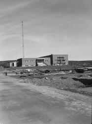 Det nye NRK-bygget i Vadsø ble reist 1948-49. Bygningen er e