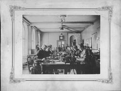Arendal telegrafstasjon, 1893: Munthe-Kaas' vakt