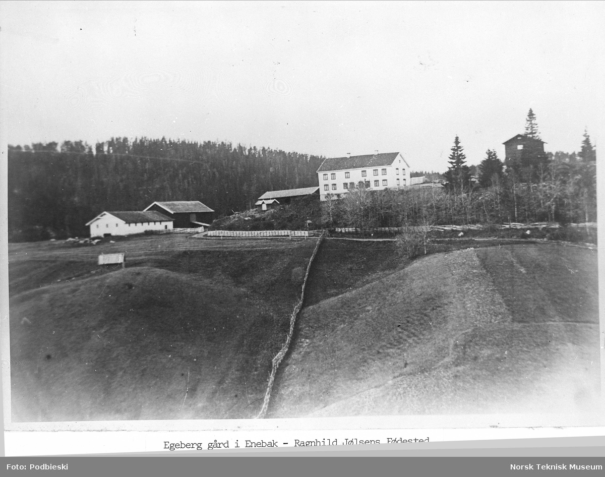 Egeberg gård, Enebak - Ragnhild Jølsens fødested, oktober 1869. 