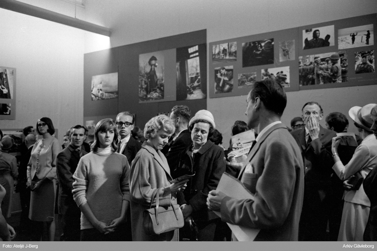 Magnum fotoutställning på museet, 1964