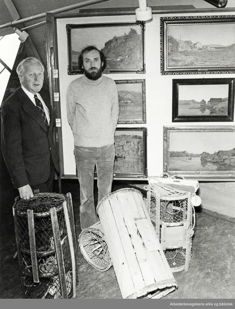 Bygdøy, Sjøfartsmuseet. Museumsdirektør Svein Molaug og undervisningsleder Jarle Bjørkvik. Mars 1976