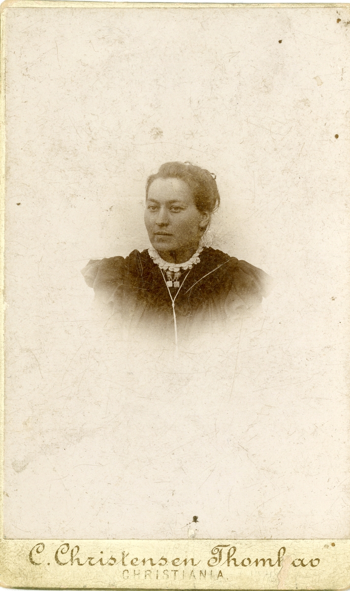 Anna Rogn, Vang.