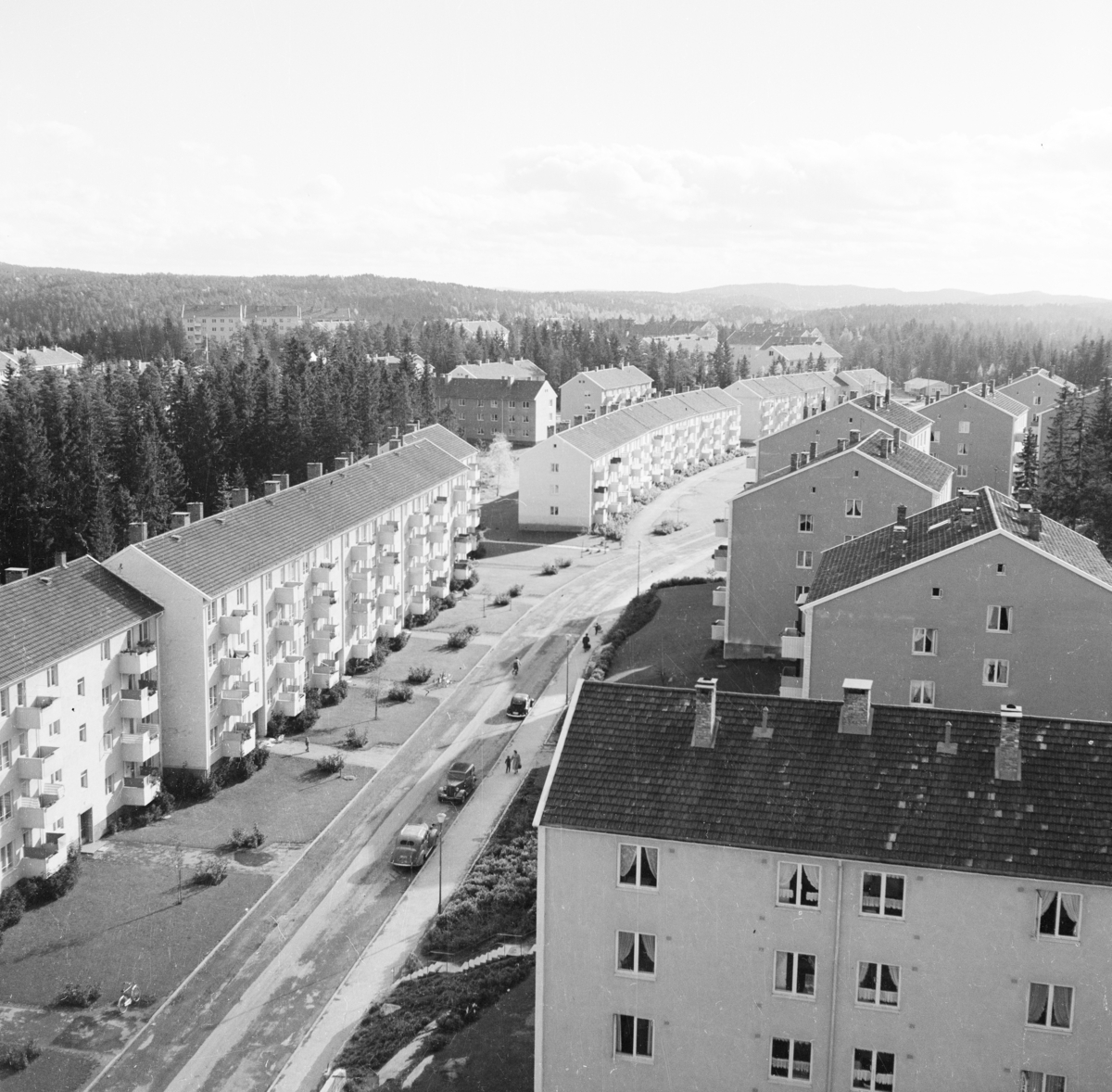 Lambertseter - Feltspatveien (mot sør) AK-PR-19, Perm "sept - des 58", neg 120.