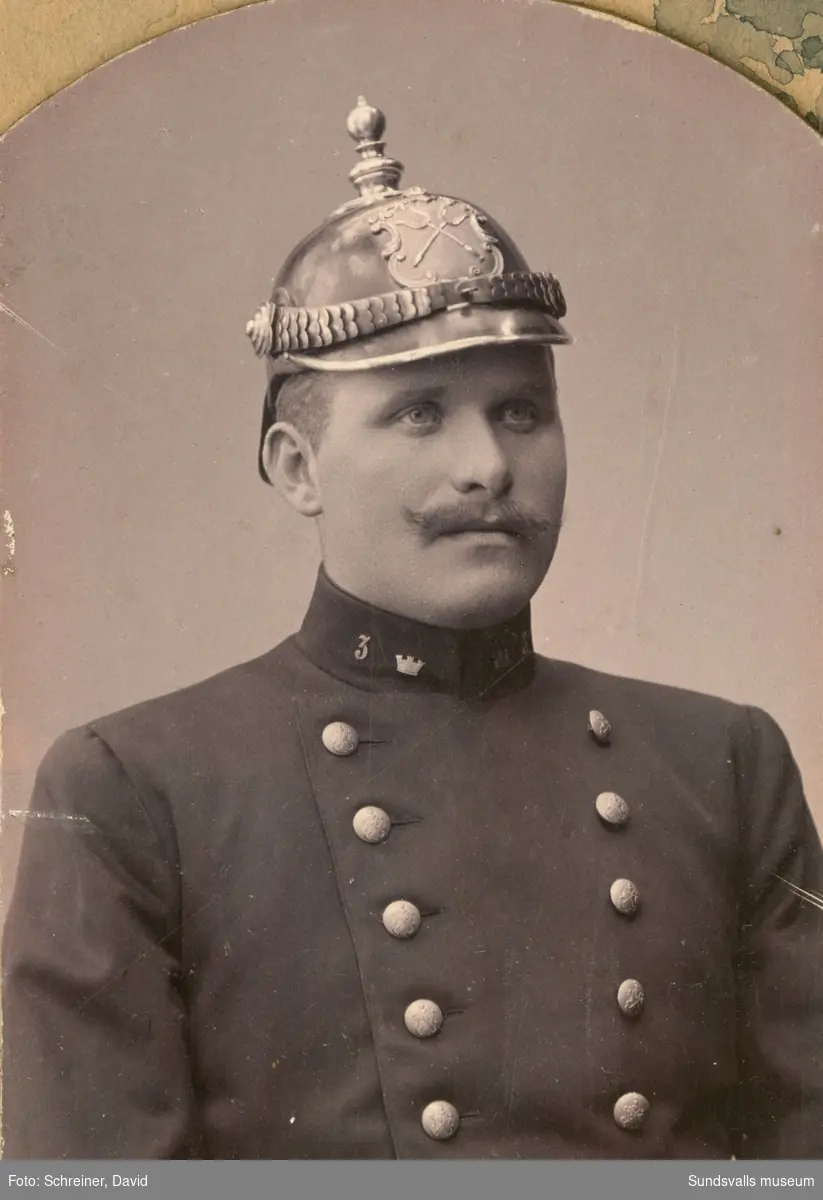 Tavla till borgmästaren Johan Otto Drake på födelsedagen 1901 från Sundsvalls poliskår.