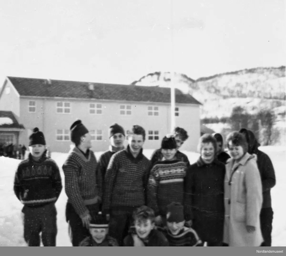 Framhaldsskoleklasse i Røsvik, ca. 1952-53.