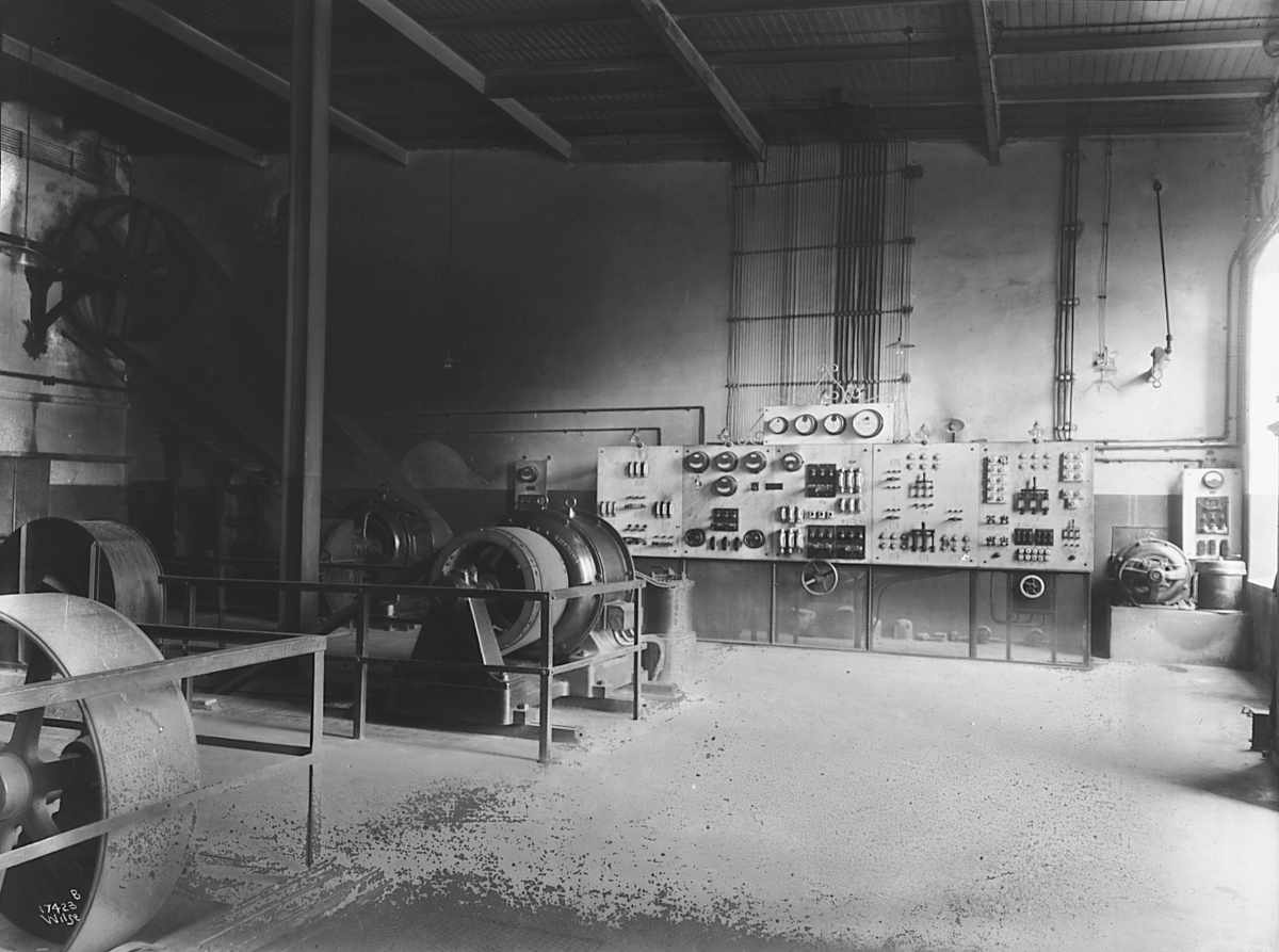 Fra maskinrommet, Lillestrøm cellulosefabrikk, Fotografert 1923.