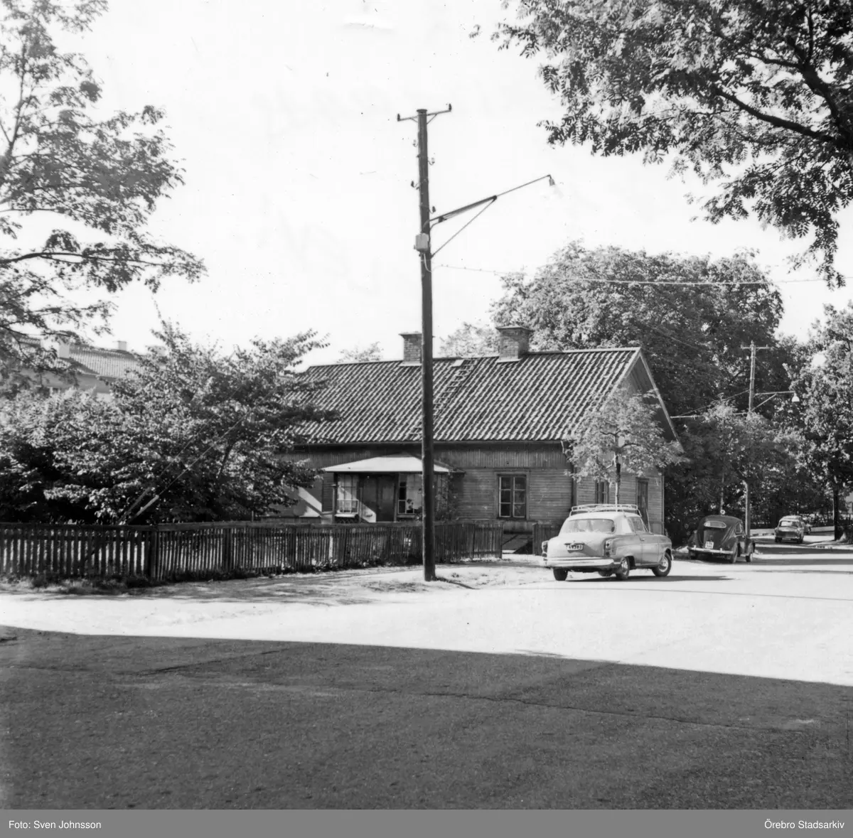 Hus vid Rynningegatan, 1960-tal - Örebro Stadsarkiv / DigitaltMuseum