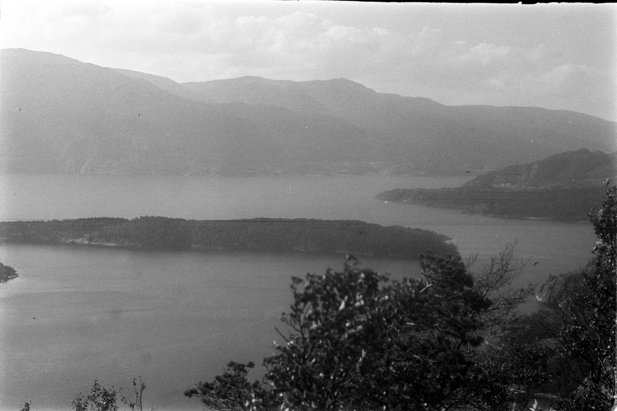Laukhammer, Onarheim s.Tysnes p., Hordaland.