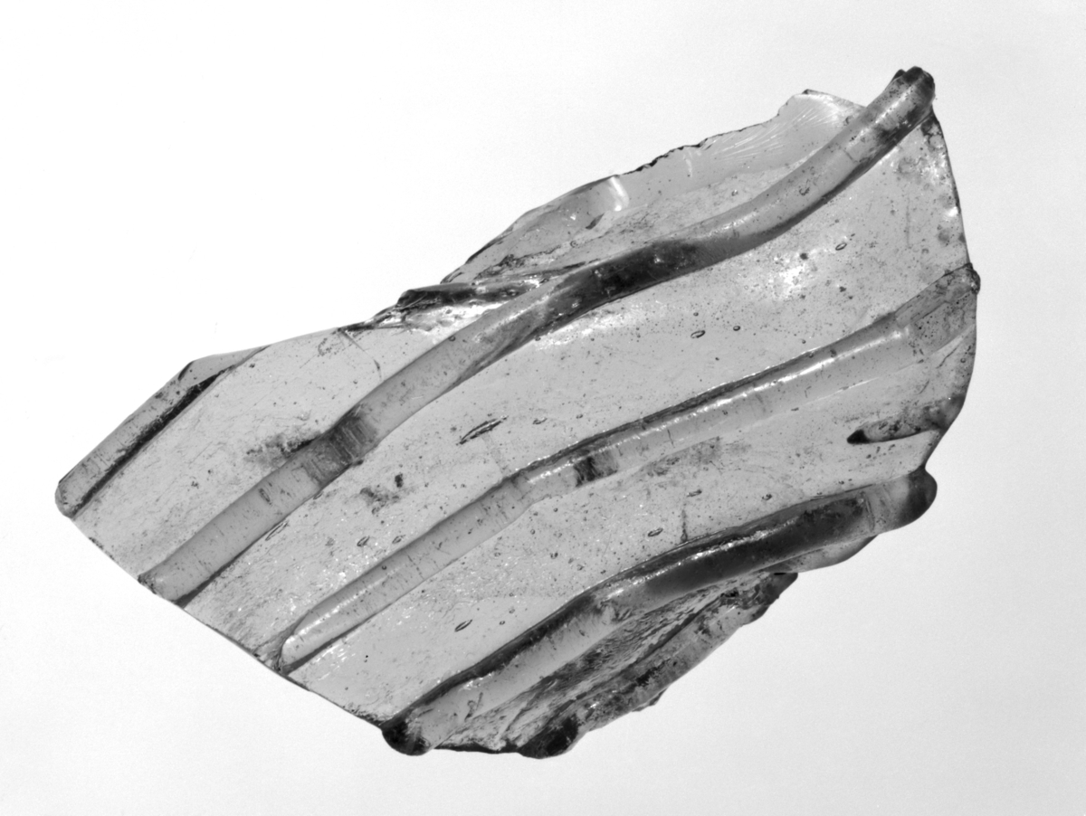 Fragment (Beger)
Glass