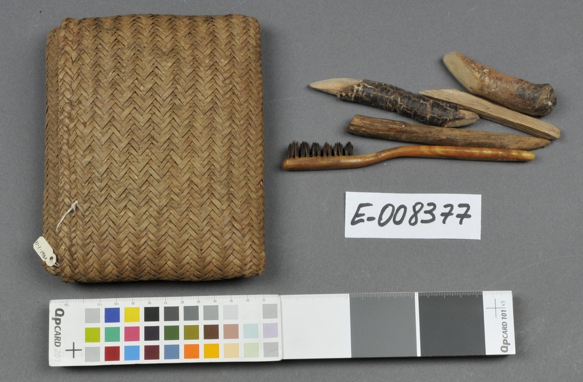 Etnografisk samling gjenstandsfoto - Universitetsmuseet i Bergen ...