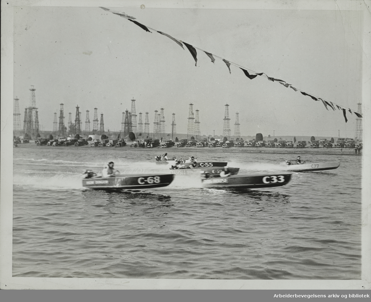 Regatta for speedbåter under "Champions day" 5. April 1933. Long Beach, California. Arbeidermagasinet/Magasinet for Alle