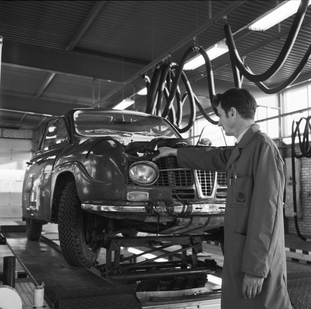 Olycksvagnen i Film har genomgått teknisk undersökning, Uppland 1969