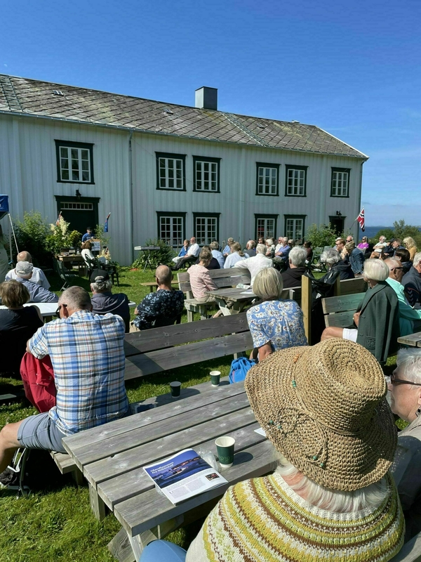 110 personer deltok på festen på Gildeskål prestegård. Foto: OVF