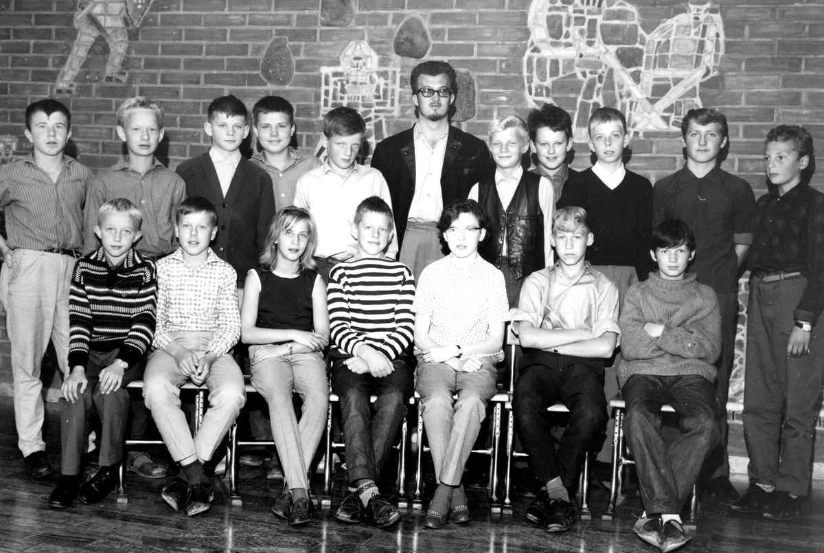 Kinnarps skola 1964 klass 7. Bo Wellhag.