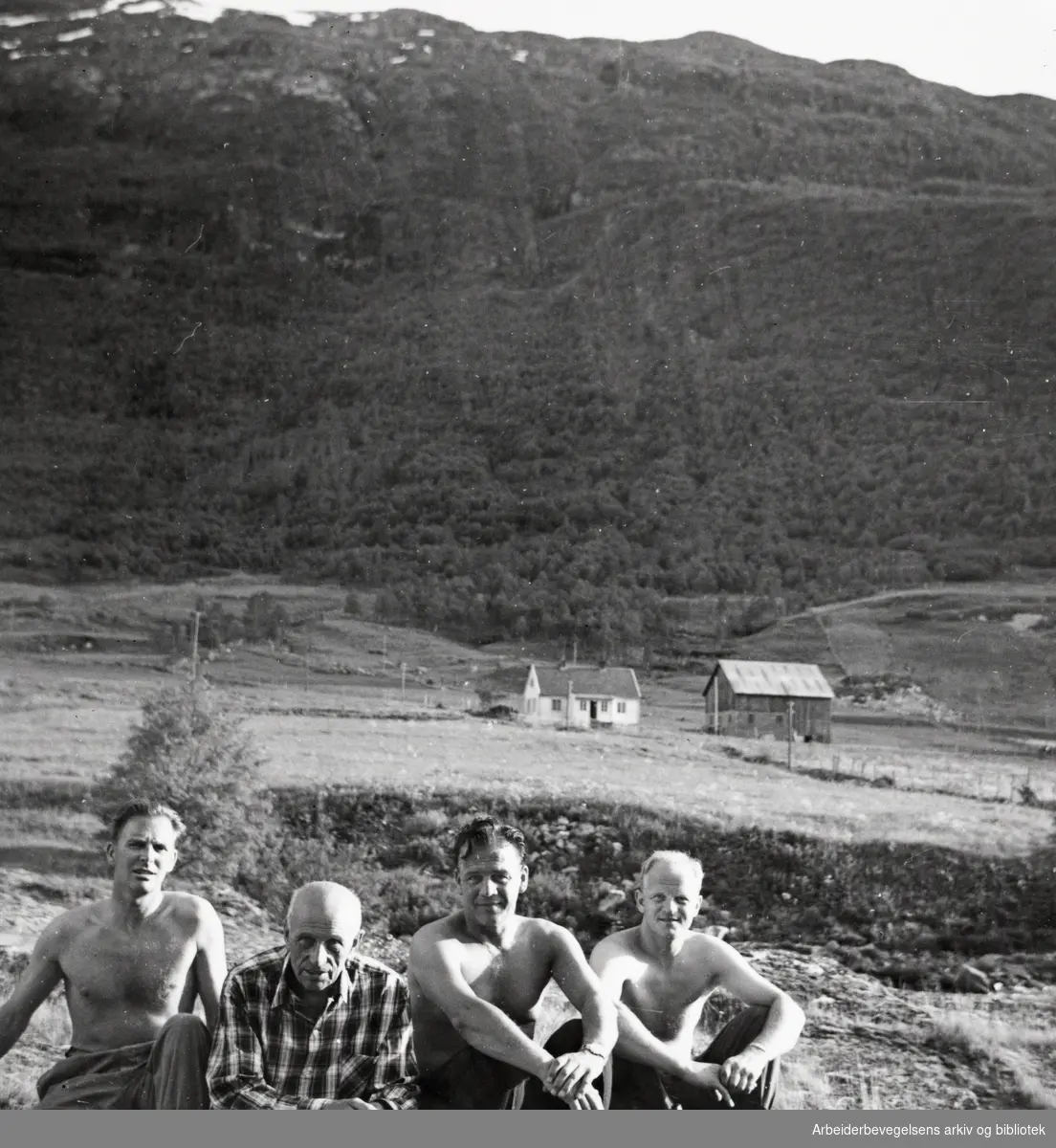 Fra venstre Einar Linderud, Martin Tranmæl, Odd Sevje og Rolf Ruud, Borlaug 1959..
