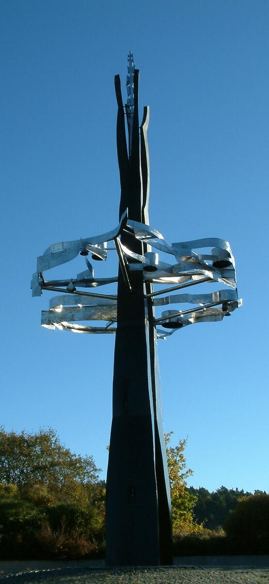 Skulpturen Ode til lyset på Storedal kultursenter. Arnold Haukeland's sound sculpture Ode to Light.