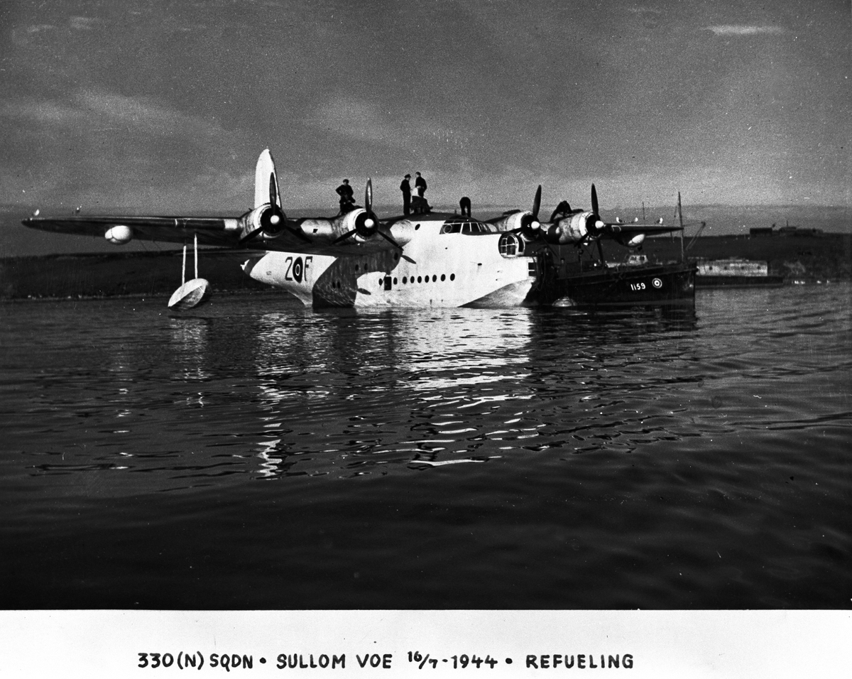 Short Sunderland MkIII, 2-F. Sullom Voe 16/7 1944.