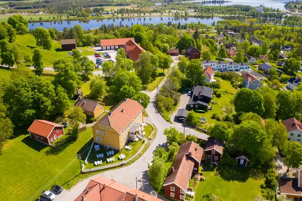 Flytfoto av Øvrebyen. 2020-tallet. Sommer.