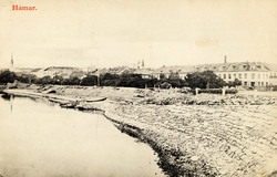 Postkort, Hamar, Strandgatehagene, bygging av jernbane, jern