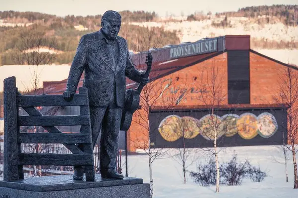 Ringsaker, Rudshøgda, Det Første Prøysenhuset 1997-2014, Sivert Donalis ...