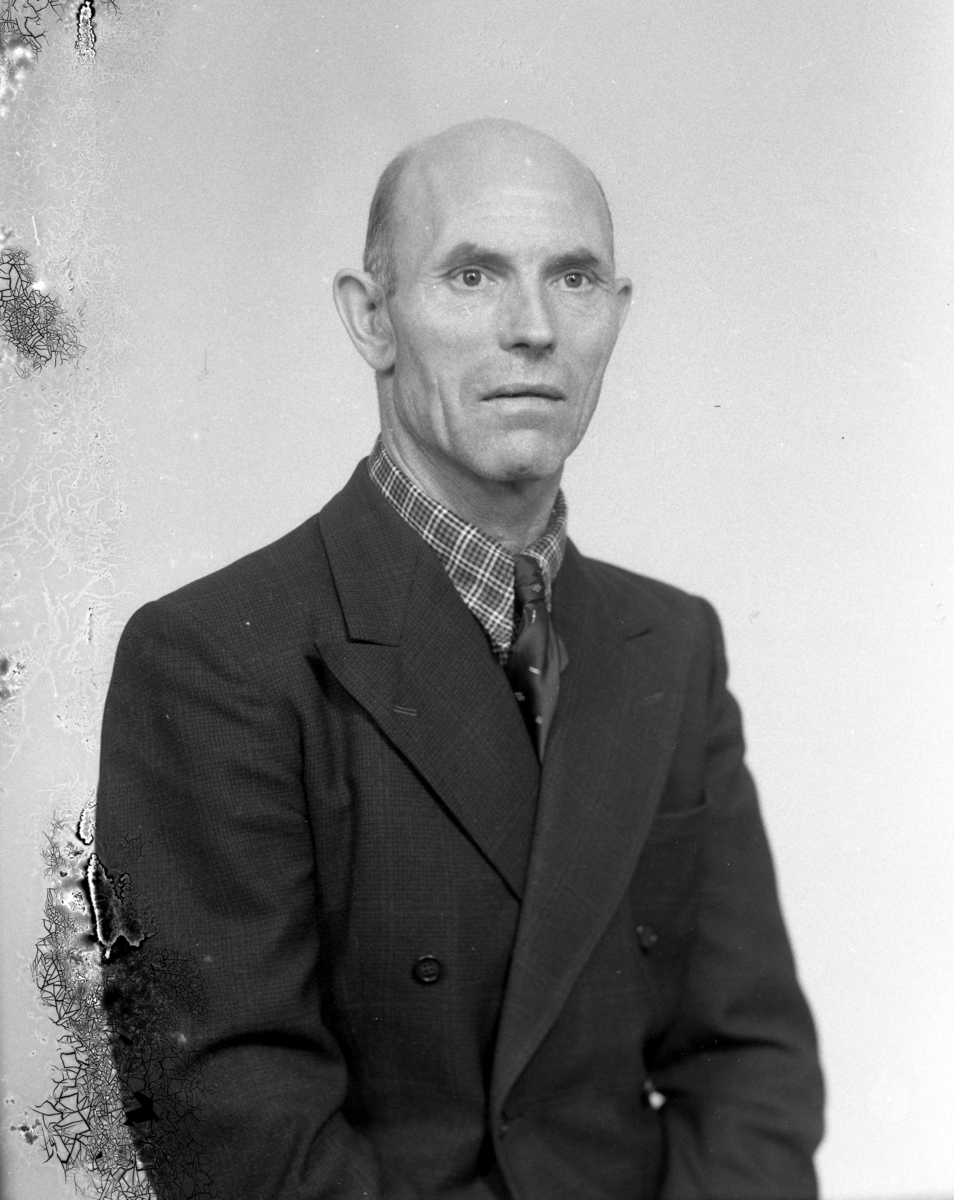 Gudbrand Sæther. (1903-1967)