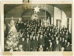 Jul i Vår Frelsers Kirke på Spitsbergen. Gjenstandsnummer: S