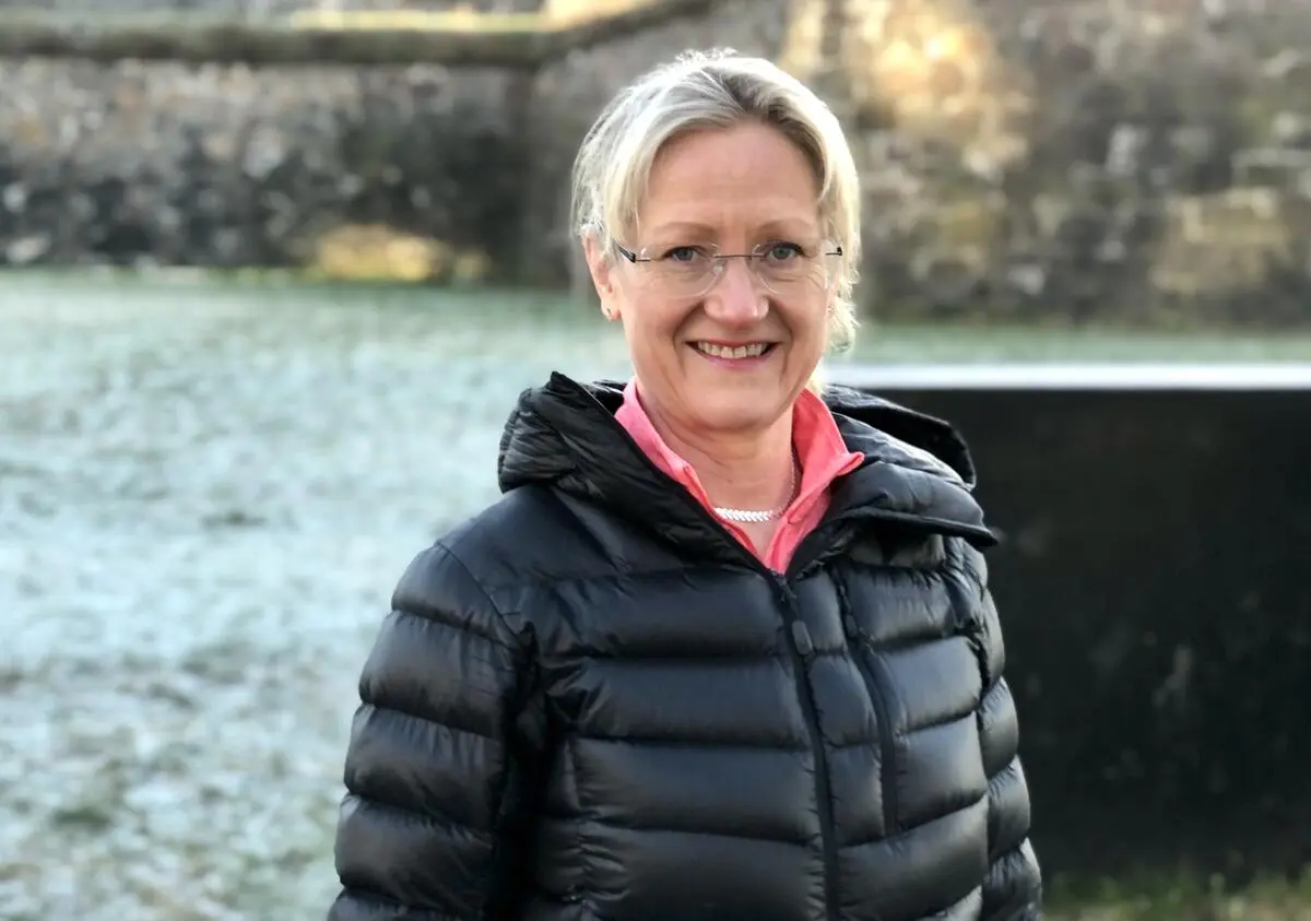 Bilde av forfatteren Anne Ellingsen
