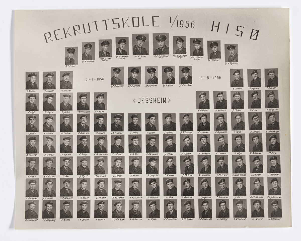 Militære årsfoto. Rekruttskole I/1956. HISØ. Jessheim  