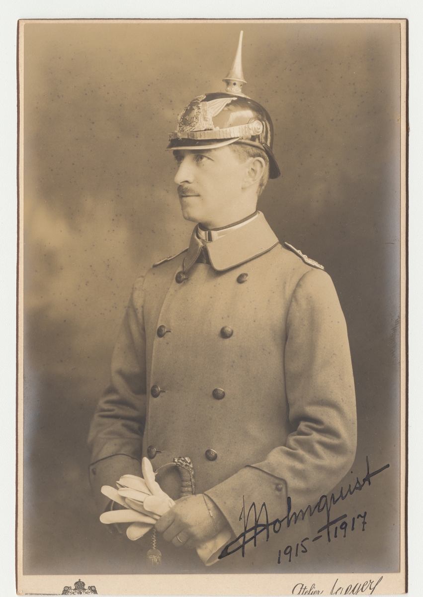 Porträtt av Hugo Holmquist, löjtnant vid Göta livgarde I 2.