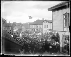 Folkesamling på Torget i Egersund, demonstrasjon mot alkohol
