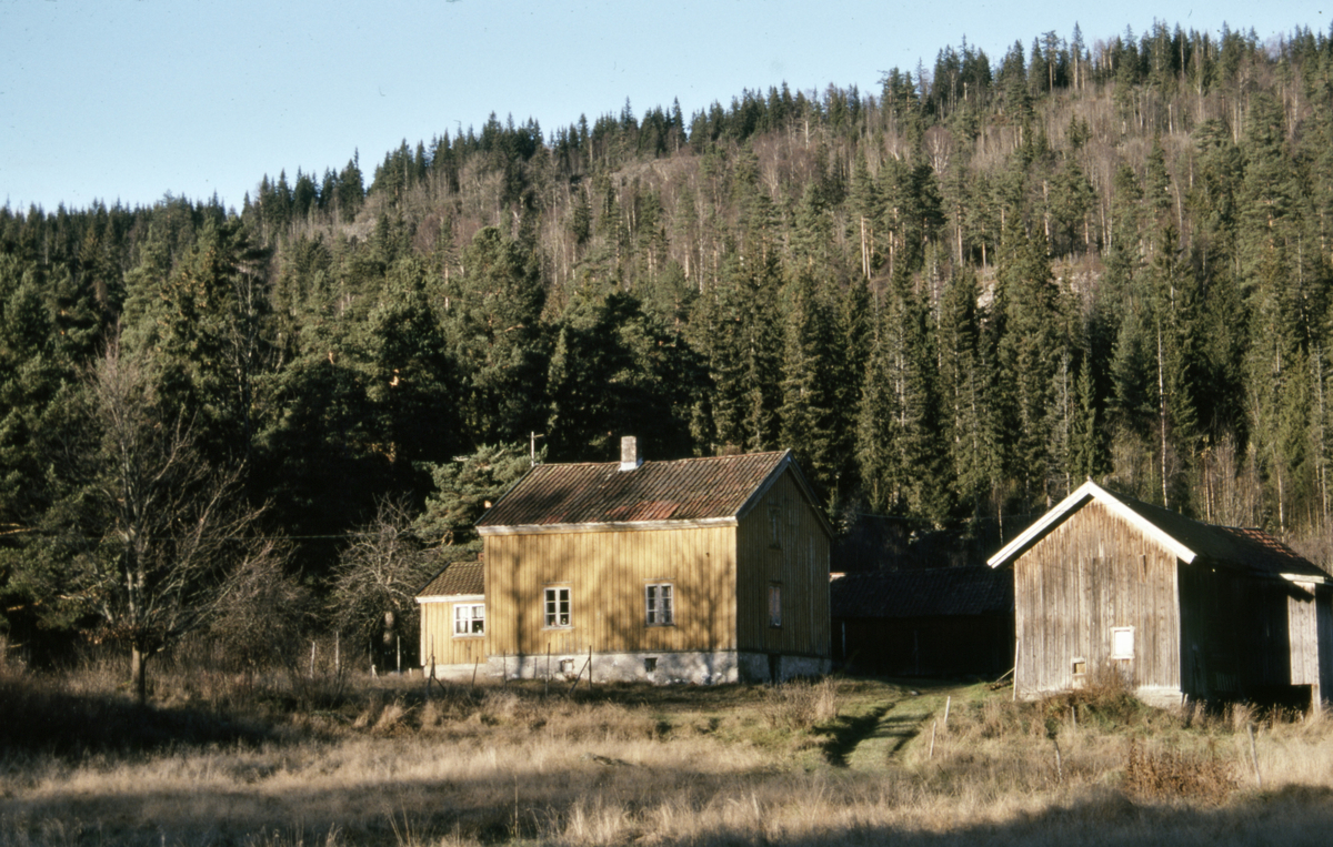Nygård i Bærumsmarka. Oppr. plass under Norderhaug (Restaurert 1997, Bærum kommune)