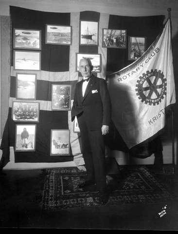 Prot: Rotary Amundsen dekorer